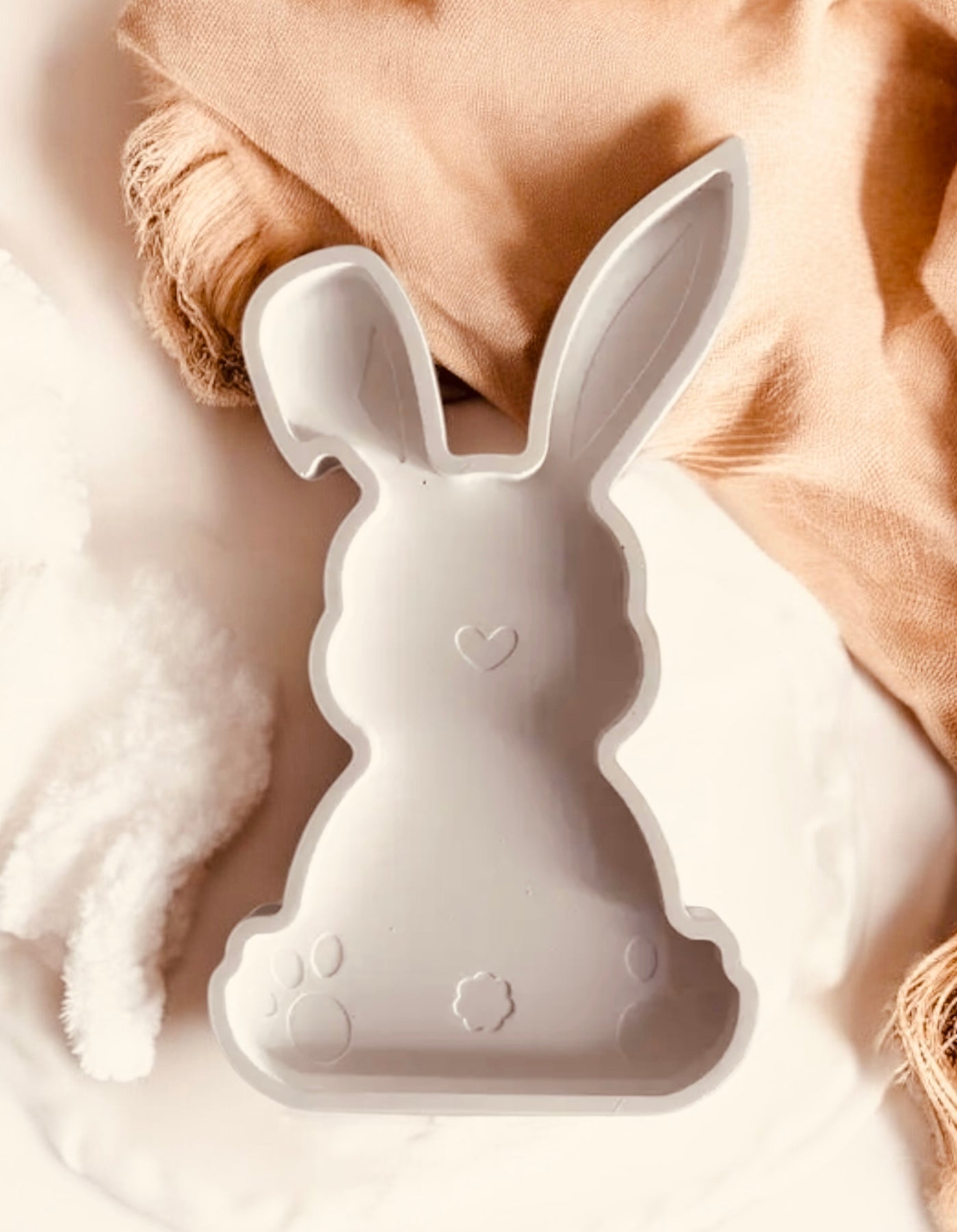 Silikonform: Kleines Tablett "Osterhase"