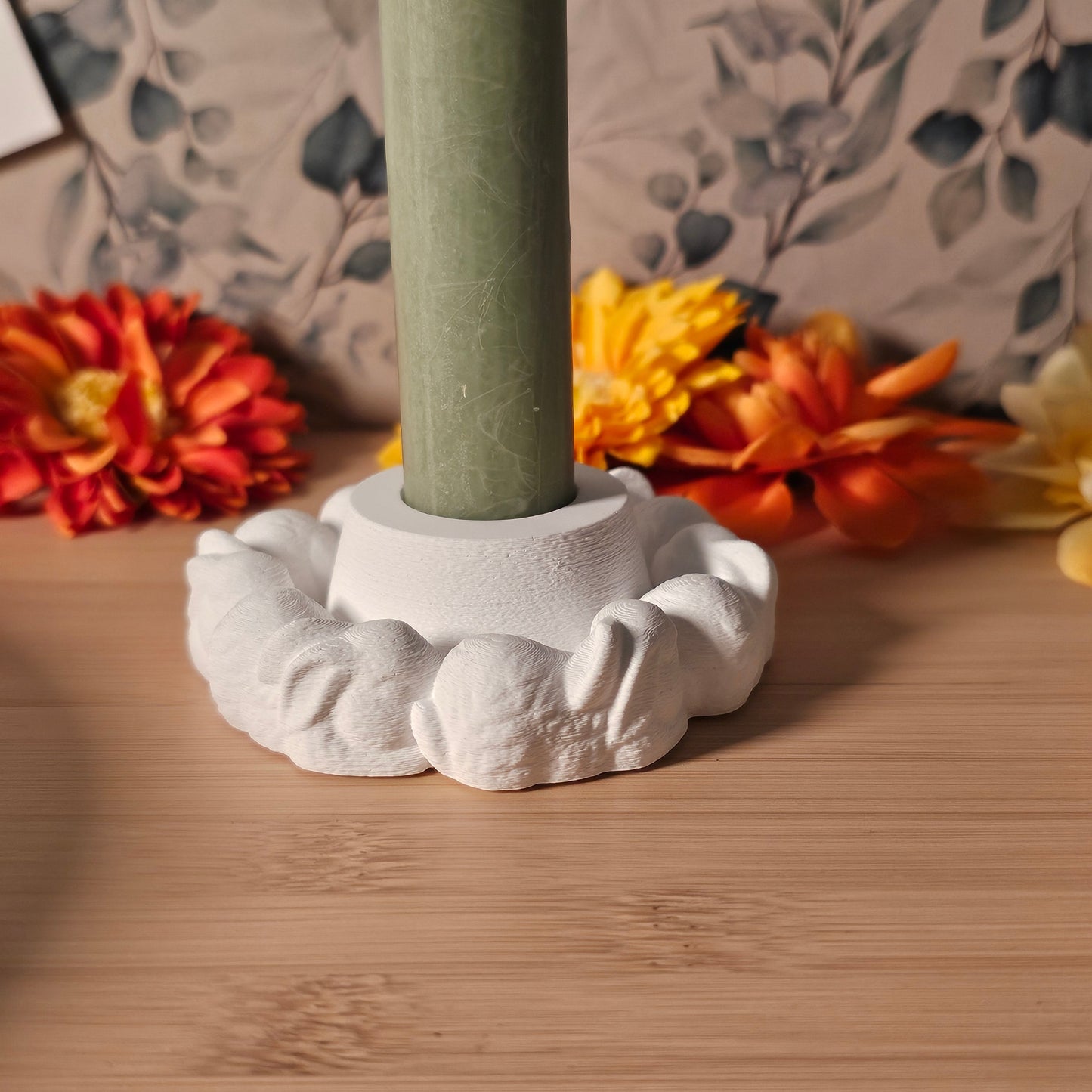 Silikonform: Stabkerzenhalter "Hasenrunde"