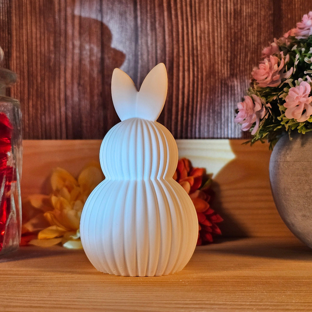 Silikonform: Osterhase mit Rillen im Skandilook
