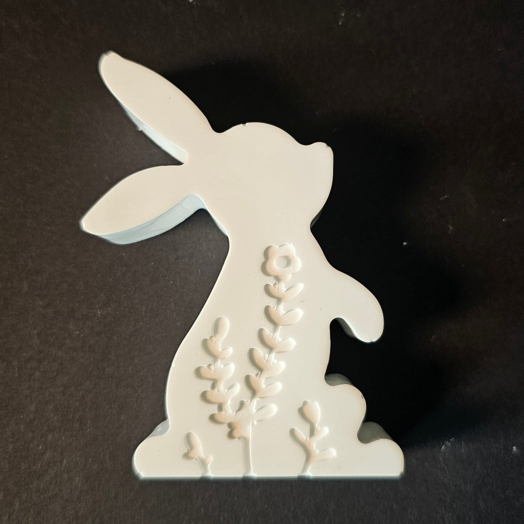 Silikonform: Zwei Hasen mit Blumendekor (2er-Set)