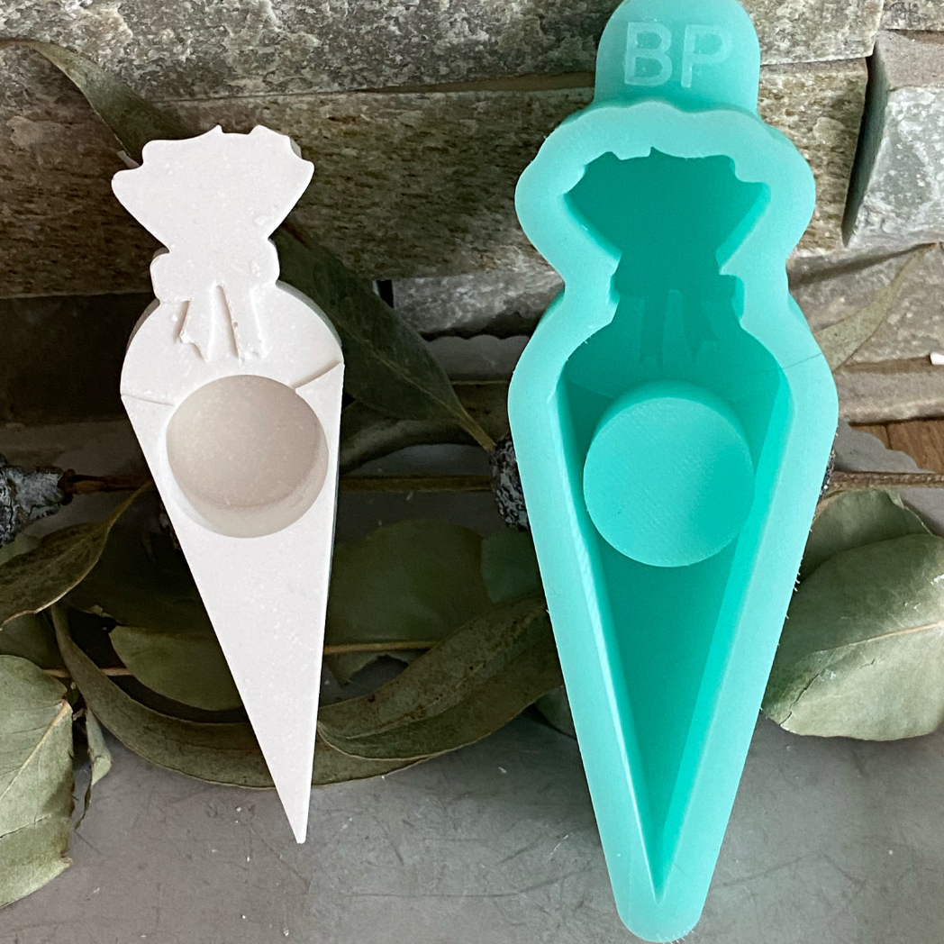 Silikonform: Kerzenhalter "Schultüte"