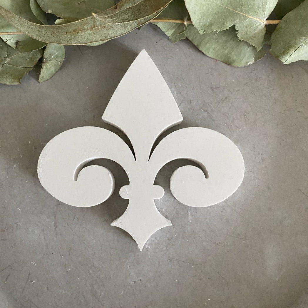 Silikonform: Dekoobjekt "Fleur de Lys" in zwei Größen